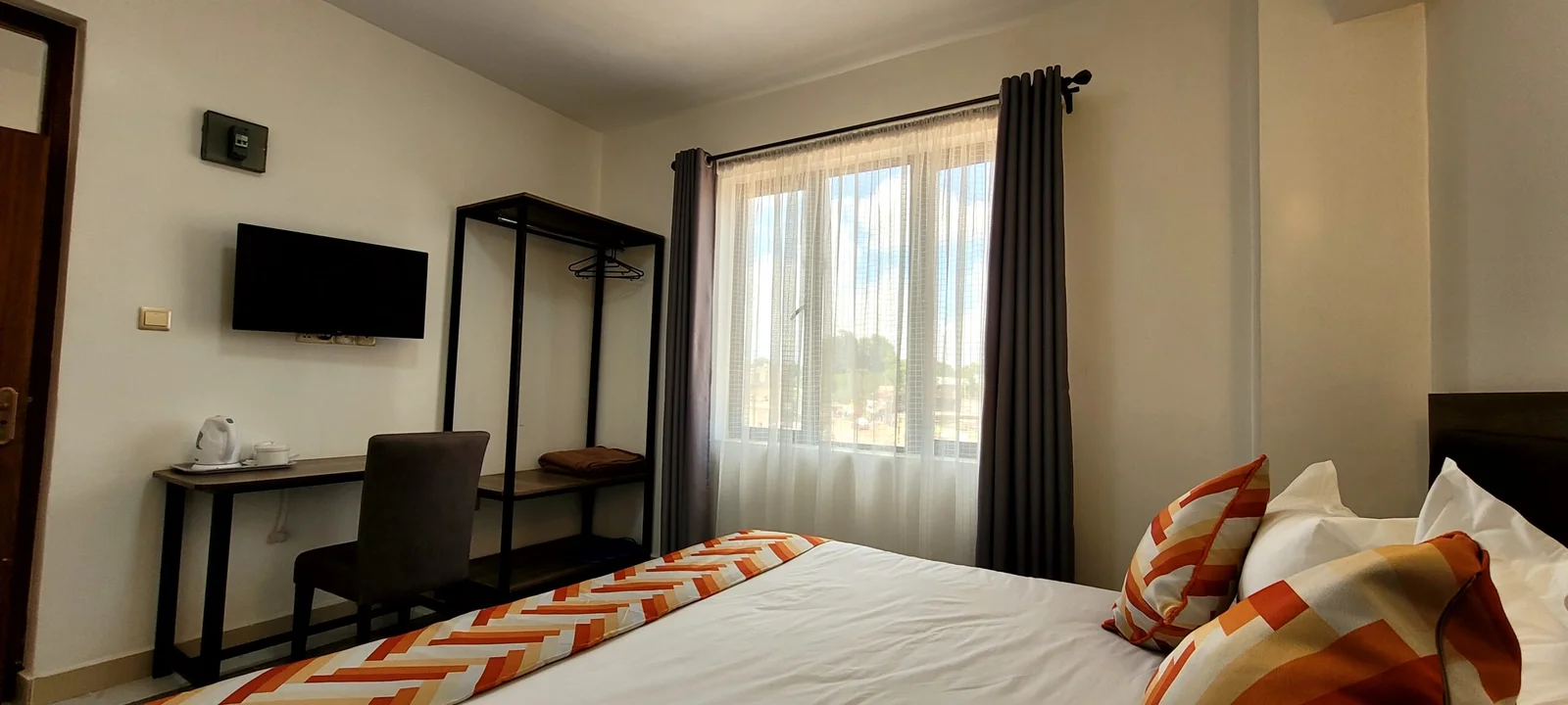 Eliper Hotel Standard Deluxe Room